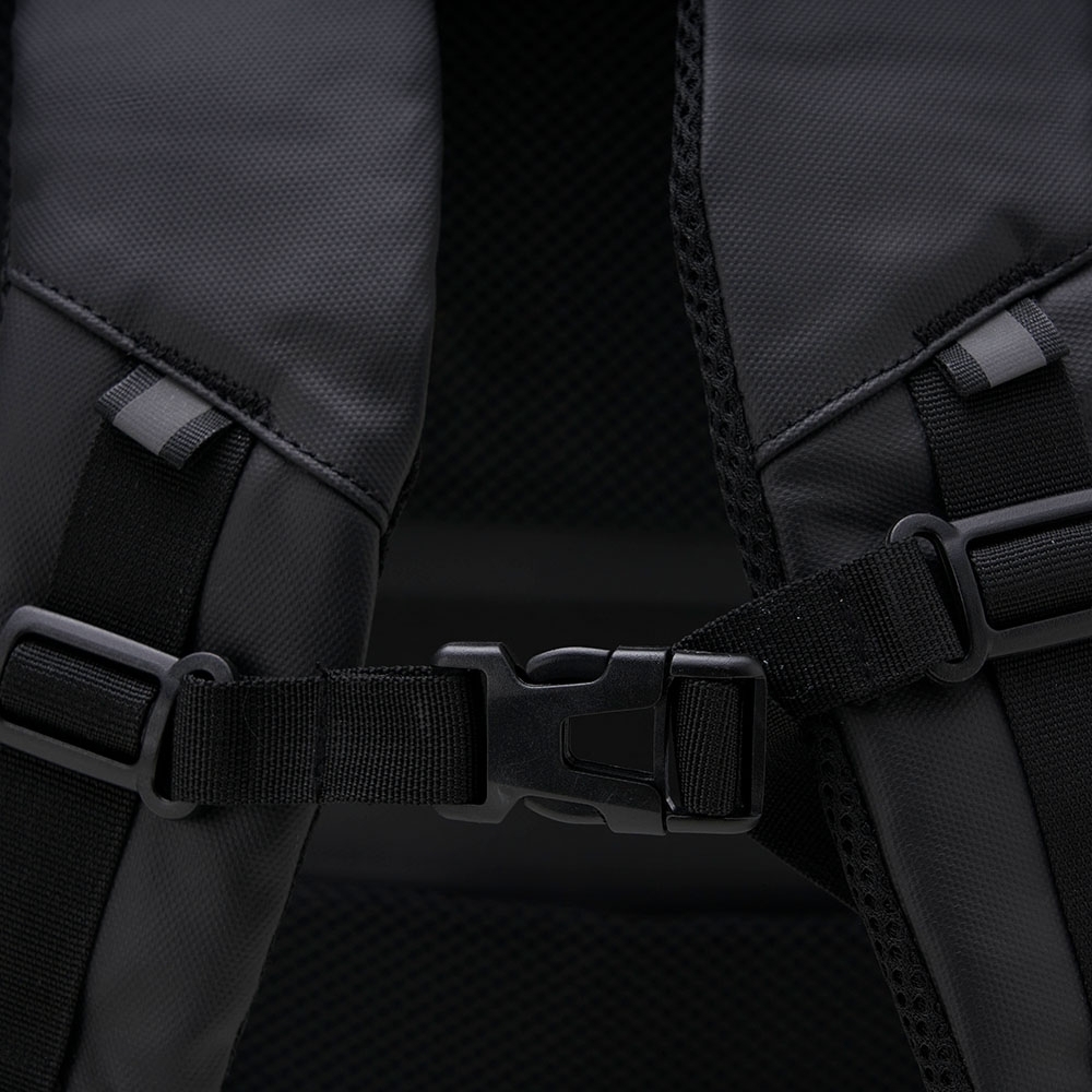 Mochila Couro Sintético USB 20 Litros - PR20061 - Imagem 11