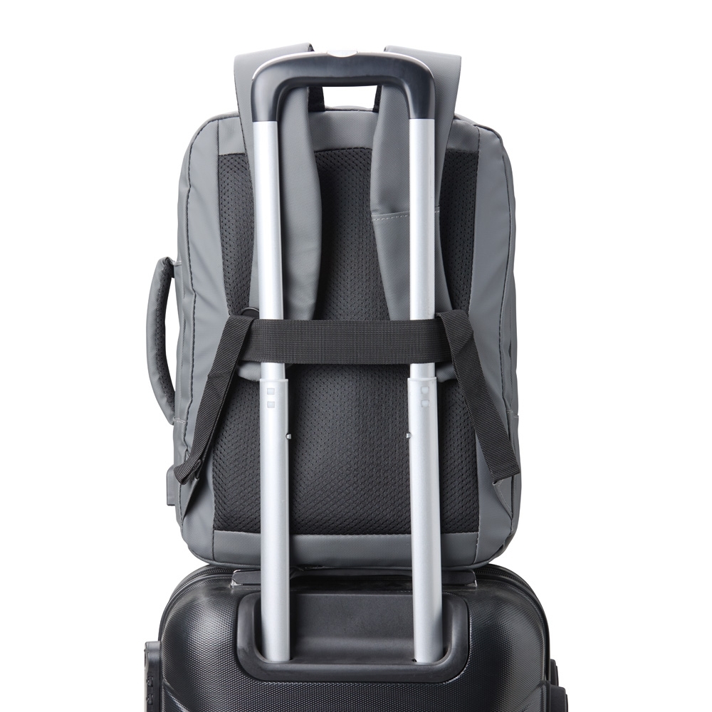 Mochila Couro Sintético USB 23 Litros - PR 01902 - Imagem 5